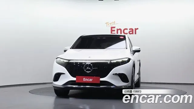 Mercedes-Benz EQS 2023 thumb 12