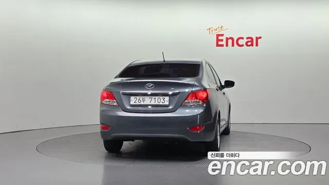 Hyundai Accent 2013 thumb 9