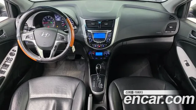 Hyundai Accent 2013 thumb 11