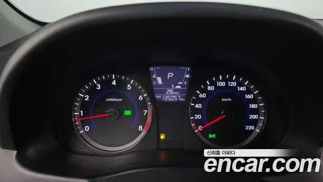 Hyundai Accent 2013 thumb 8