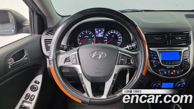 Hyundai Accent 2013 thumb 5