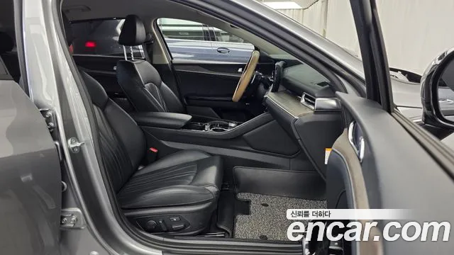 Kia Hybrid 2023 thumb 8