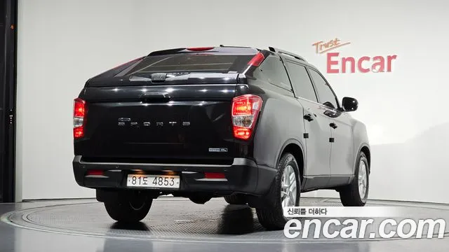 KGM Rexton 2018 thumb 12
