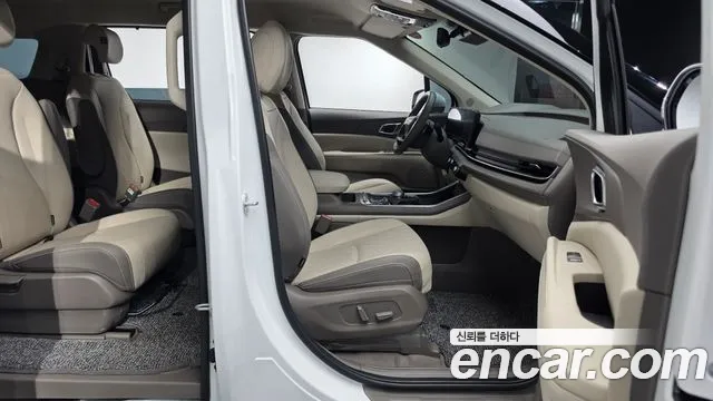 Kia Carnival 2025 thumb 8