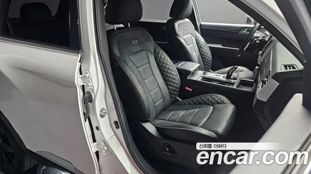 KGM Rexton 2022 thumb 9