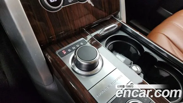 Land Rover Range Rover 2015 thumb 4