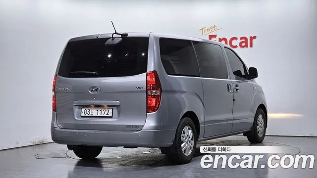 Hyundai Staria 2019 thumb 9