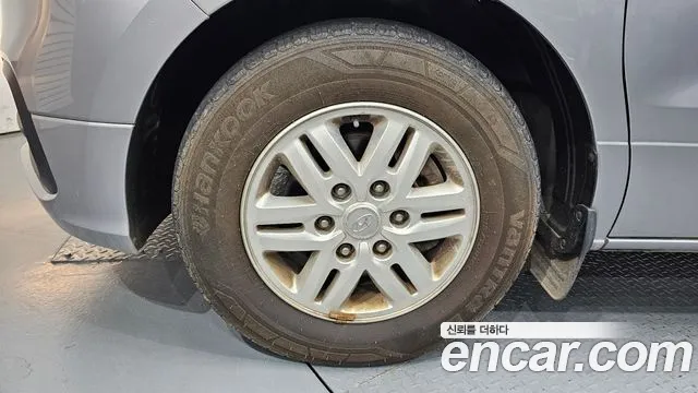 Hyundai Staria 2019 thumb 3