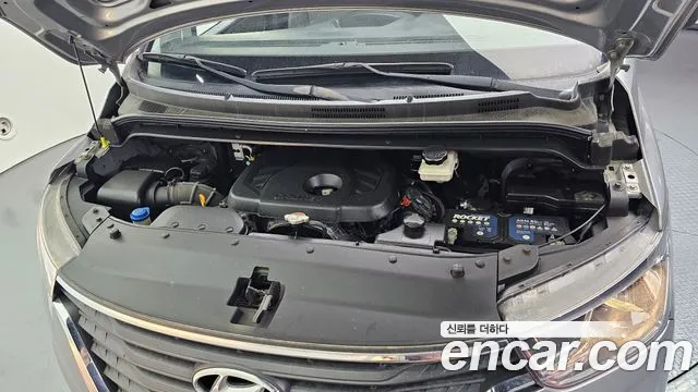 Hyundai Staria 2019 thumb 8