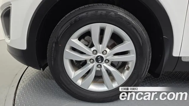 Kia Sorento 2016 thumb 5