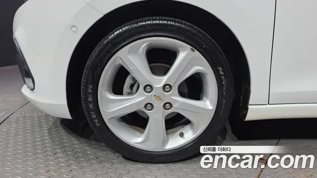 Chevrolet Spark 2015 thumb 4