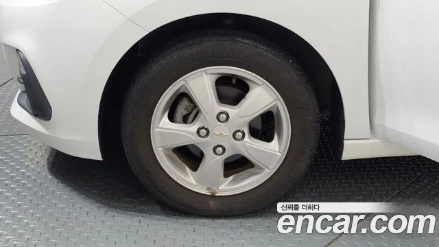 Chevrolet Spark 2015 thumb 5