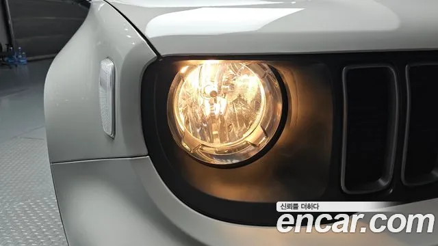 Jeep Renegade 2022 thumb 6