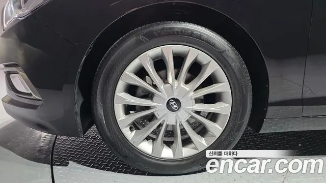 Hyundai LF 2014 thumb 5