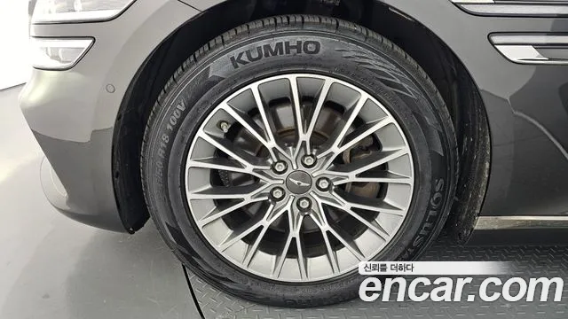 Genesis G80 2023 thumb 9