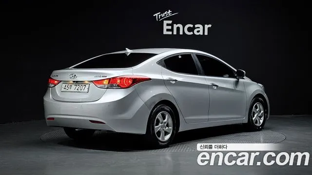 Hyundai Avante 2012 thumb 4