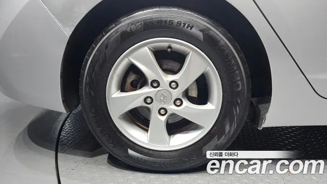 Hyundai Avante 2012 thumb 10