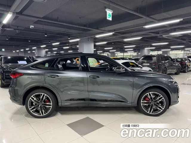 Audi Q5 2025 thumb 3
