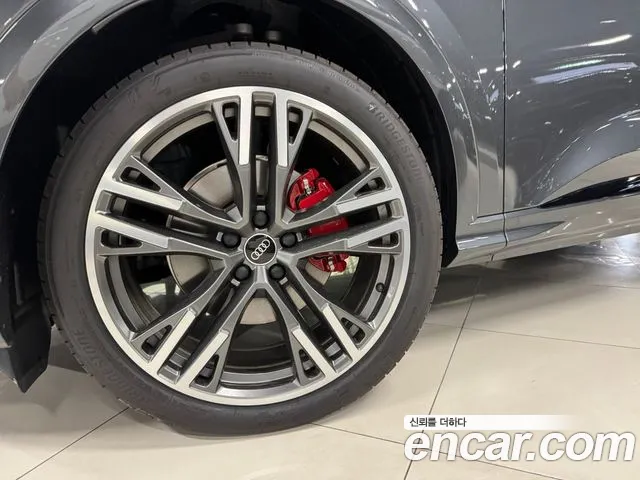 Audi Q5 2025 thumb 4