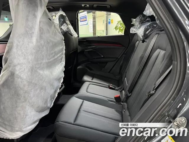 Audi Q5 2025 thumb 6