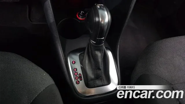Volkswagen Polo 2013 thumb 7