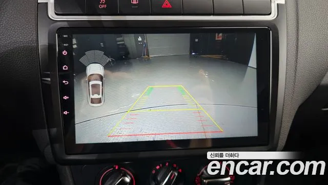 Volkswagen Polo 2013 thumb 11