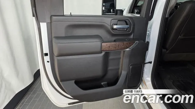 GMC Sierra 2020 thumb 12