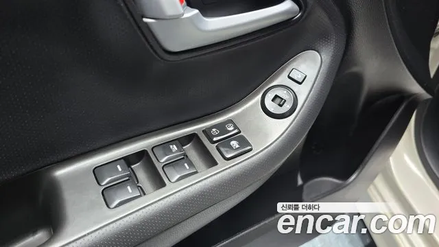 Kia Morning 2015 thumb 6