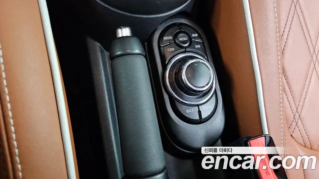 Mini Cooper S 2022 thumb 8