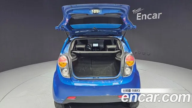 Chevrolet Spark 2011 thumb 4