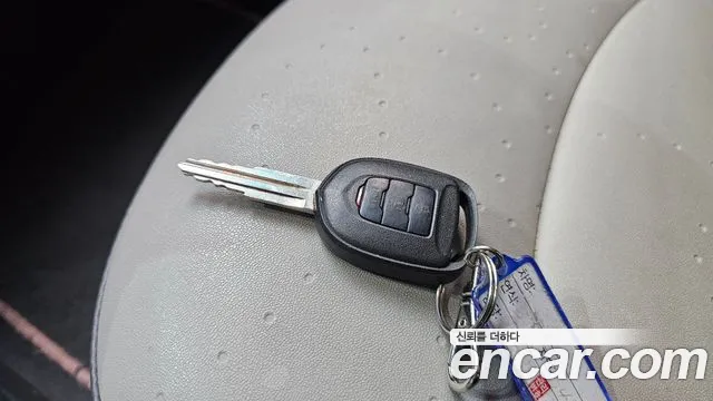 Chevrolet Spark 2011 thumb 9