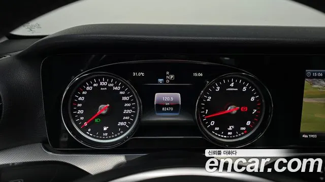 Mercedes-Benz E-Class 2018 thumb 2