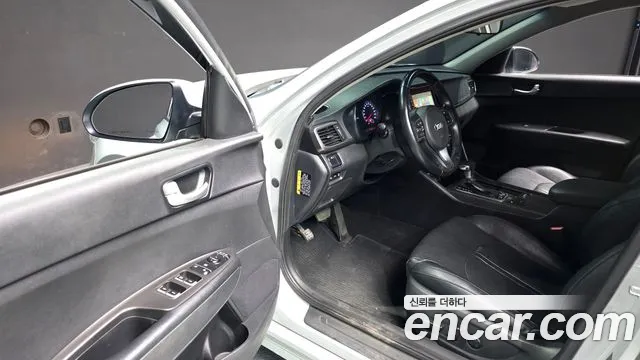 Kia K5 2015 thumb 8