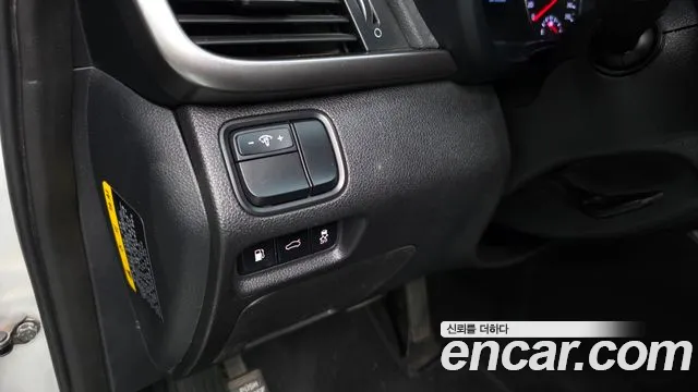 Kia K5 2015 thumb 9
