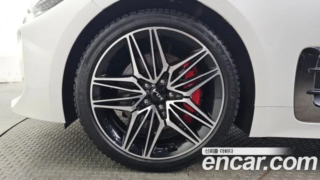 Kia Stinger 2021 thumb 11