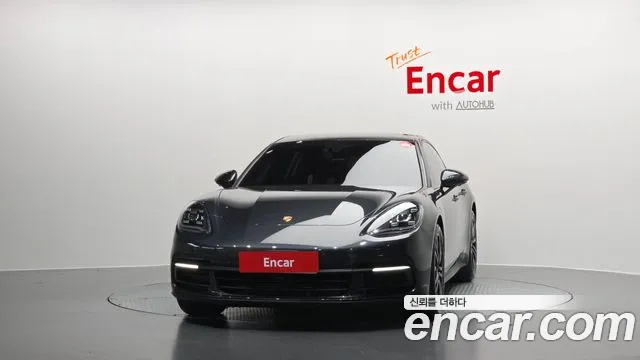 Porsche Panamera 2018 thumb 3