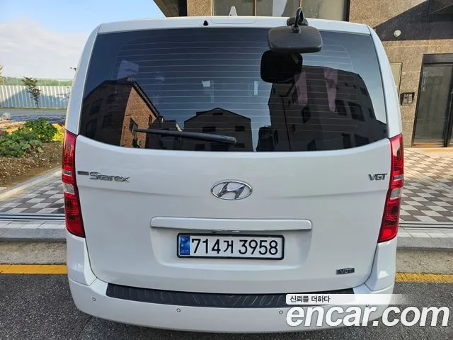 Hyundai Starex 2017 thumb 3