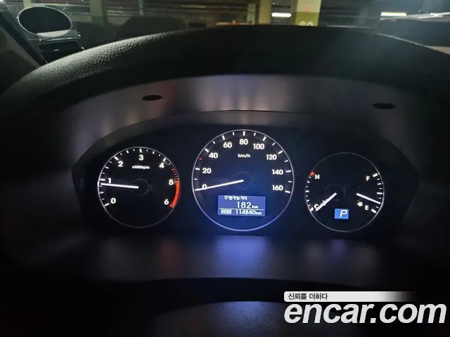 Hyundai Starex 2017 thumb 7