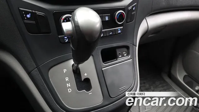 Hyundai Staria 2018 thumb 9