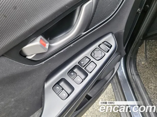 Hyundai Kona 2017 thumb 3