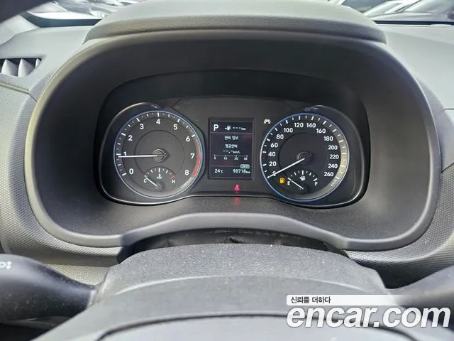 Hyundai Kona 2017 thumb 8