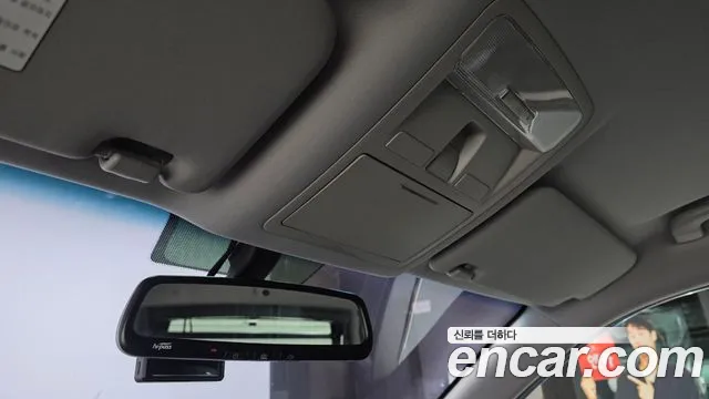 KGM Rexton 2019 thumb 3