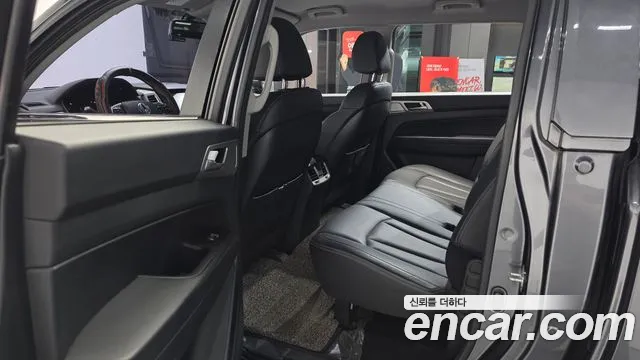 KGM Rexton 2019 thumb 7