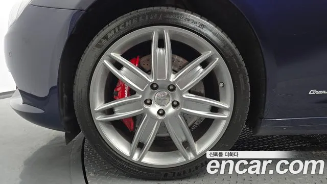 Maserati Quattroporte 2019 thumb 4