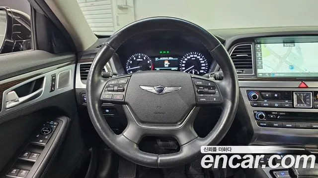Genesis G80 2017 thumb 6
