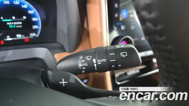 Toyota Alphard 2024 thumb 5