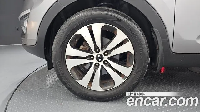 Kia Sportage 2013 thumb 12