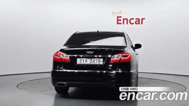 Hyundai Genesis 2013 thumb 9