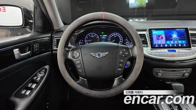 Hyundai Genesis 2013 thumb 12