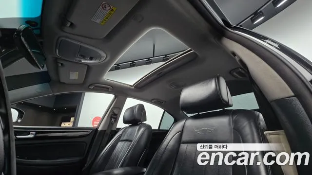 Hyundai Genesis 2013 thumb 6